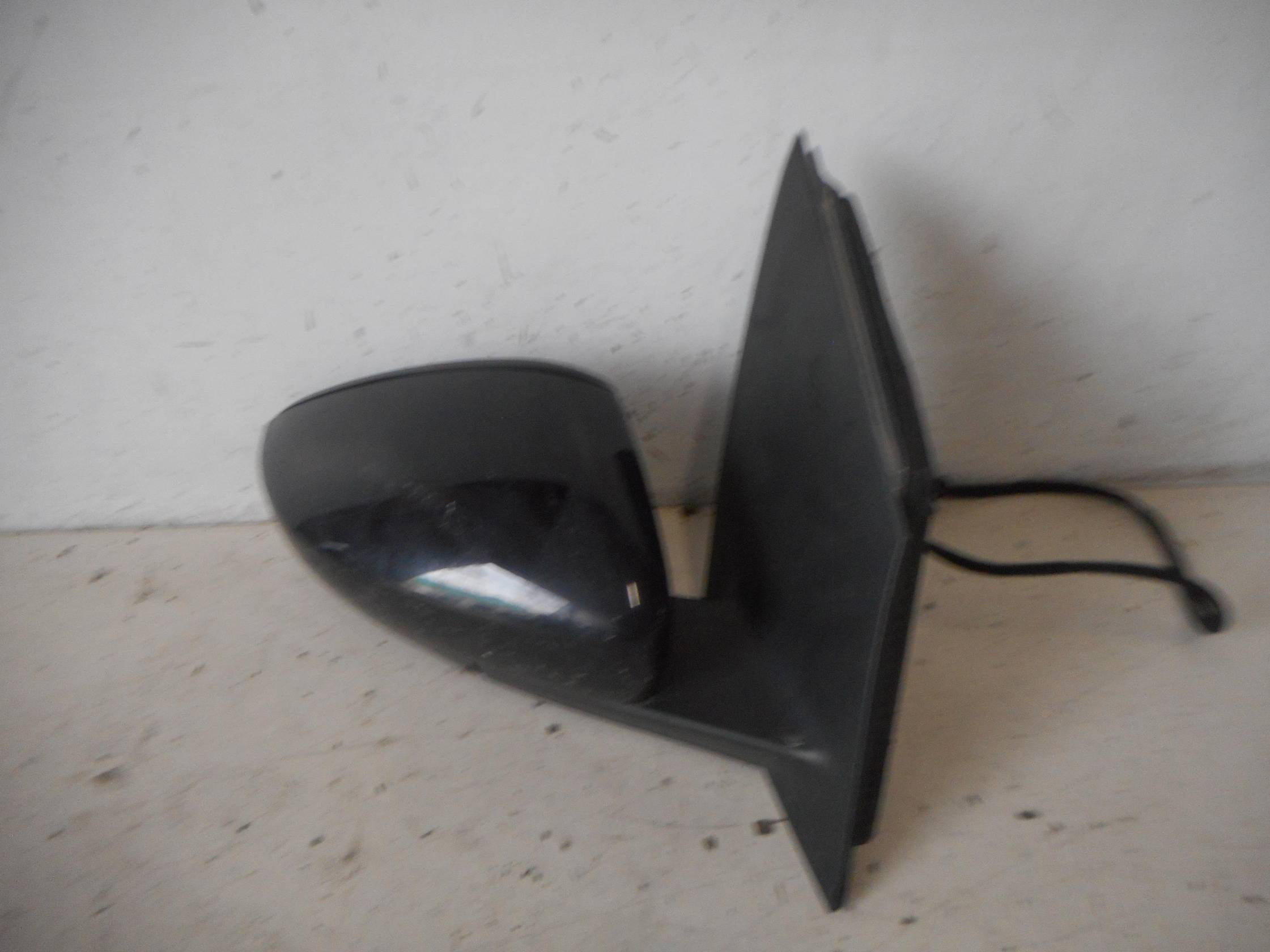 Retrovisore est. regolaz. elettr. dx.